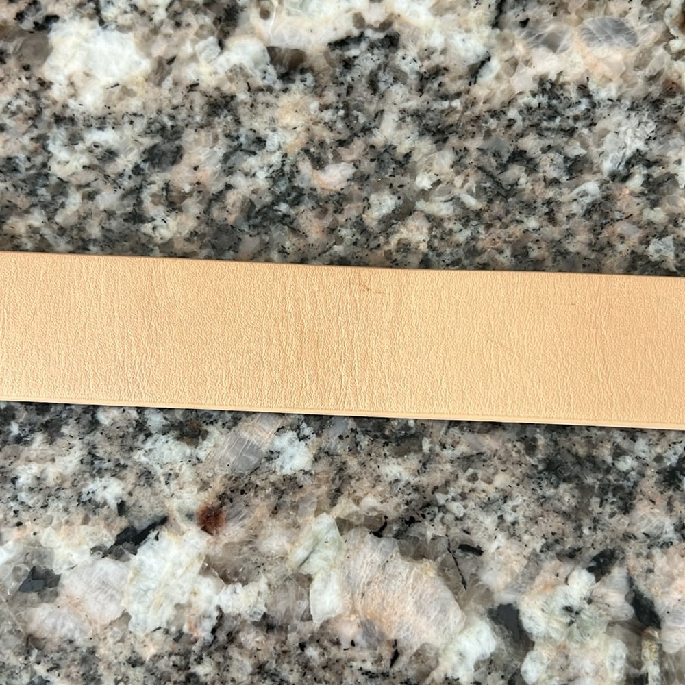 Bottega Veneta Triangle Belt - Picture 9 of 13